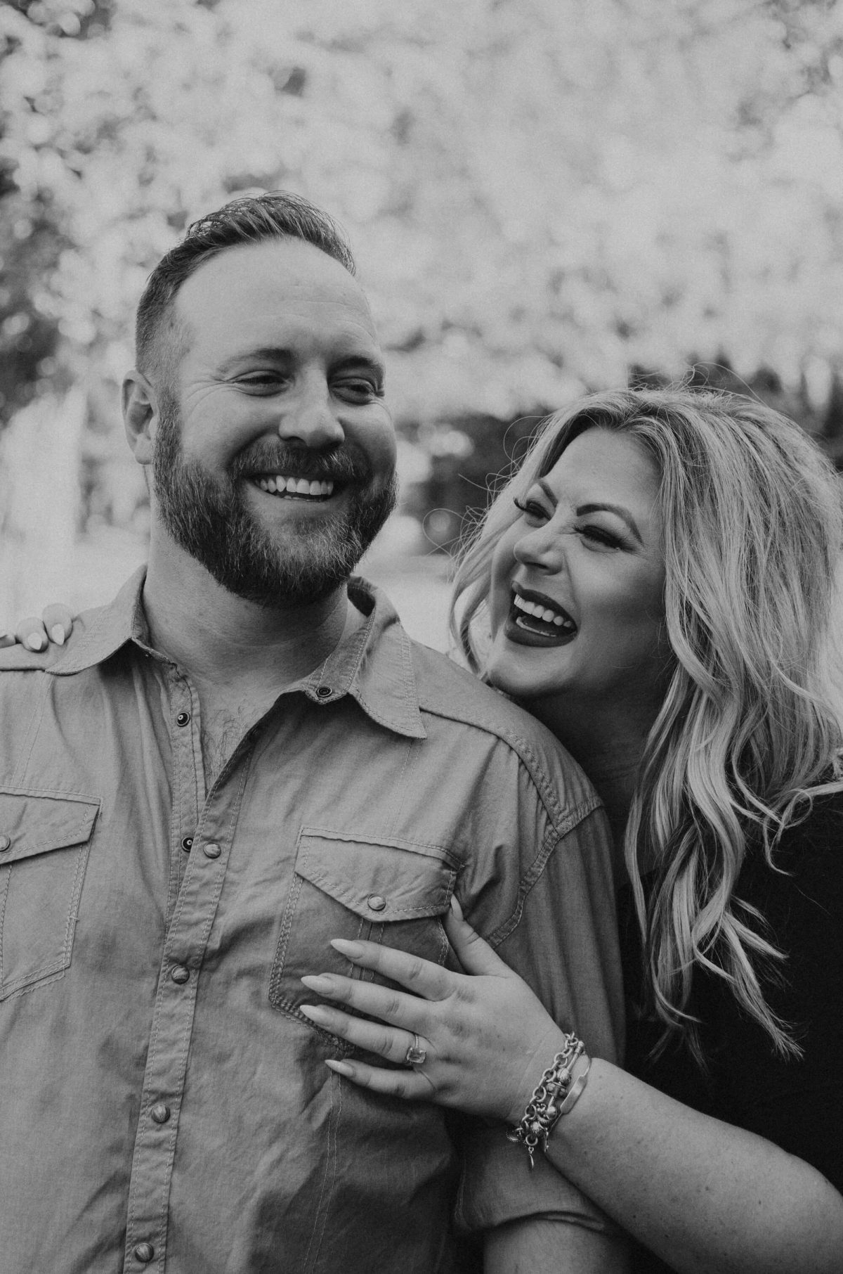 madison-park-seattle, madison-park-engagement, madison-park-engagement-photos, seattle-engagement-photographer, seattle-wedding-photographer, madison-park, lake-washington-engagement, 