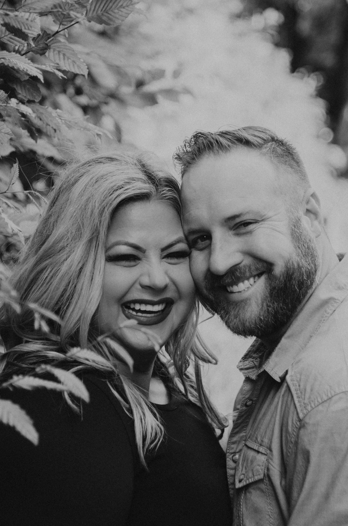 madison-park-seattle, madison-park-engagement, madison-park-engagement-photos, seattle-engagement-photographer, seattle-wedding-photographer, madison-park, lake-washington-engagement, 