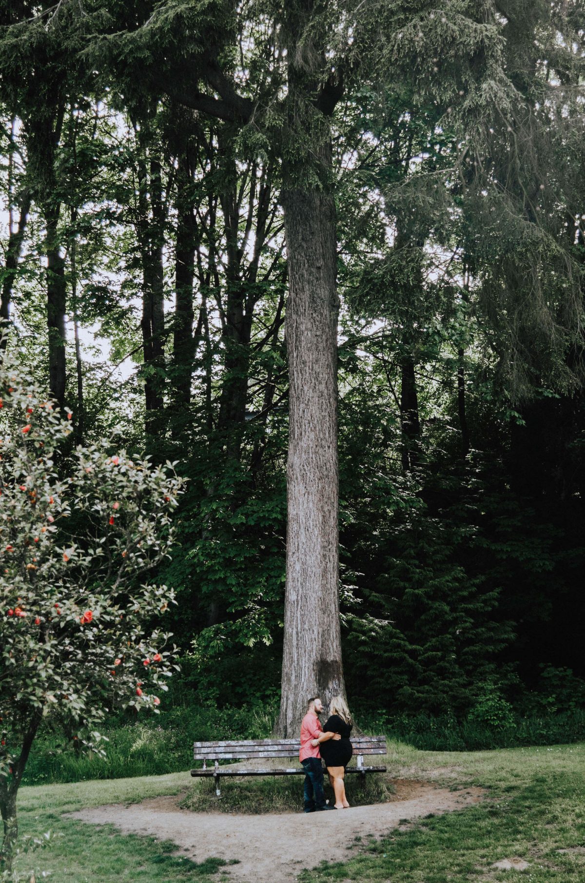 madison-park-seattle, madison-park-engagement, madison-park-engagement-photos, seattle-engagement-photographer, seattle-wedding-photographer, madison-park, lake-washington-engagement, 