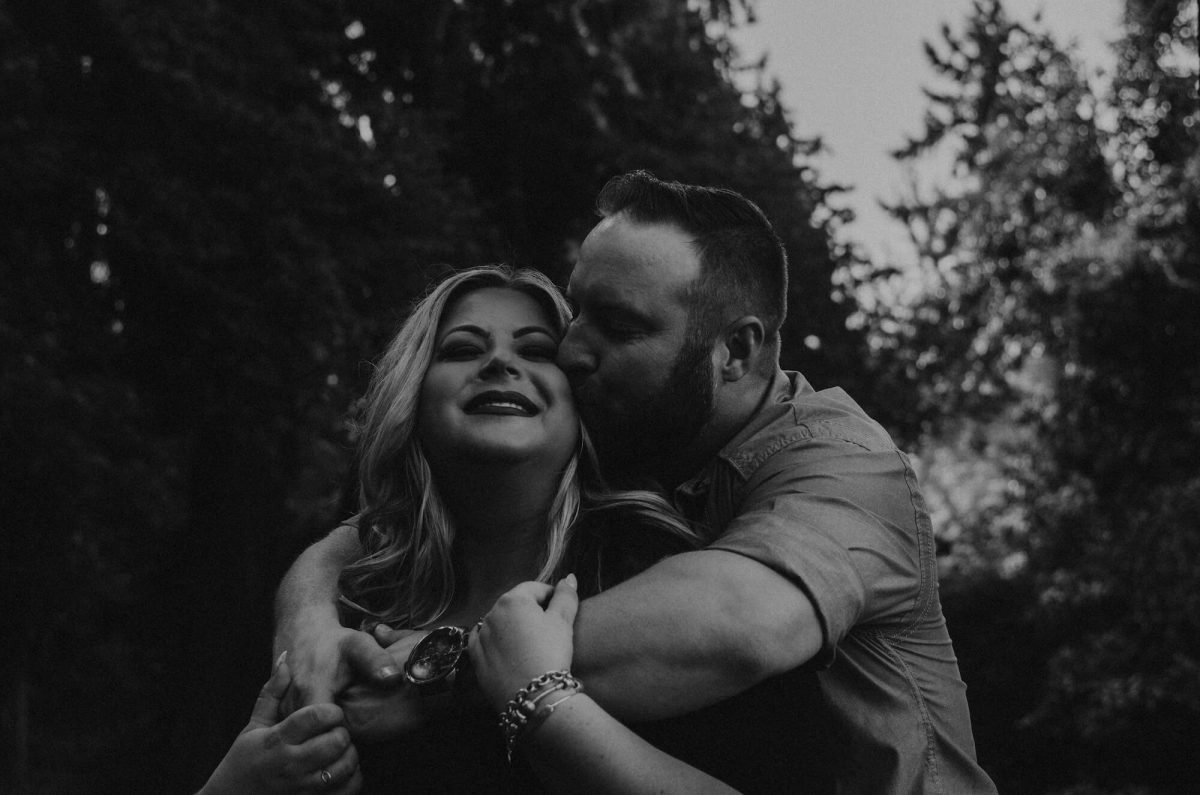 madison-park-seattle, madison-park-engagement, madison-park-engagement-photos, seattle-engagement-photographer, seattle-wedding-photographer, madison-park, lake-washington-engagement, 