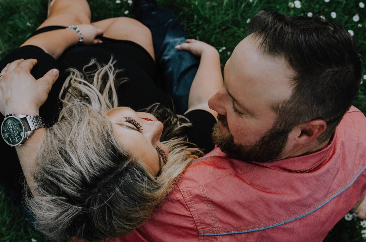 madison-park-seattle, madison-park-engagement, madison-park-engagement-photos, seattle-engagement-photographer, seattle-wedding-photographer, madison-park, lake-washington-engagement, 