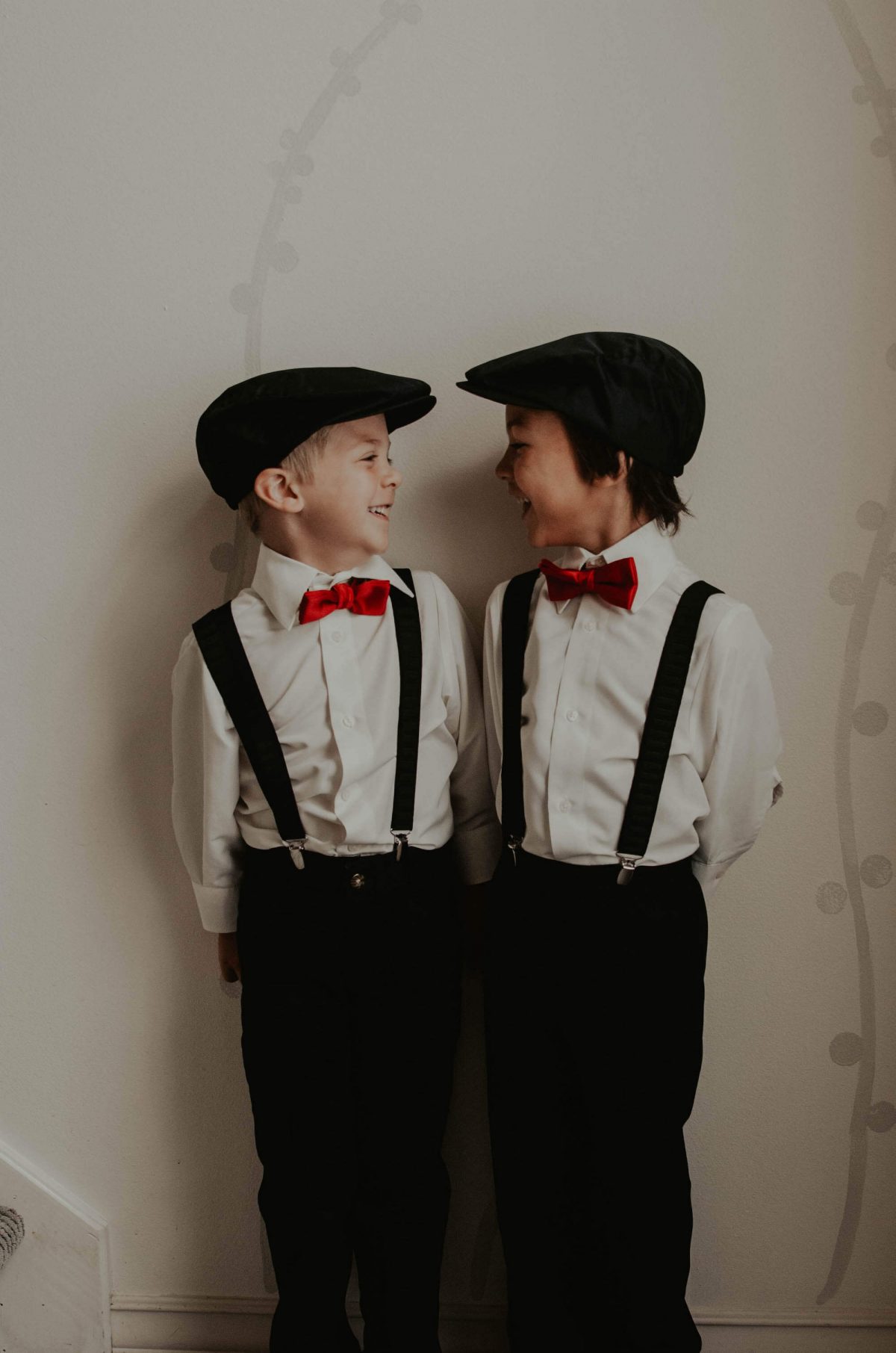 mukilteo-lighthouse, mukilteo-lighthouse-wedding, lighthouse-wedding, mukilteo-washington, mukilteo-wedding-photographer, wedding-photos, seattle-wedding,photographer, mukilteo-wedding-photos, backyard-wedding,