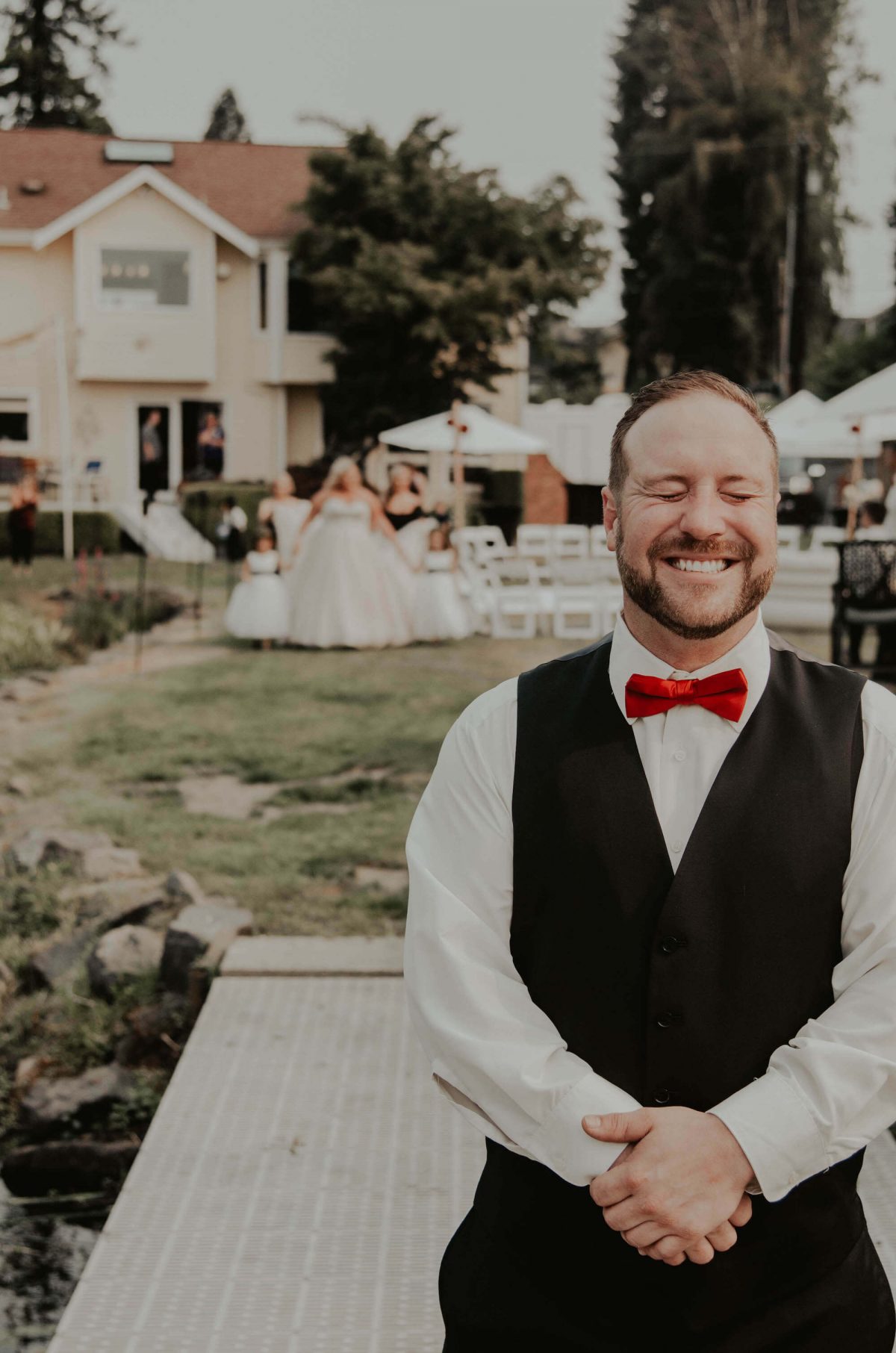 mukilteo-lighthouse, mukilteo-lighthouse-wedding, lighthouse-wedding, mukilteo-washington, mukilteo-wedding-photographer, wedding-photos, seattle-wedding,photographer, mukilteo-wedding-photos, backyard-wedding,