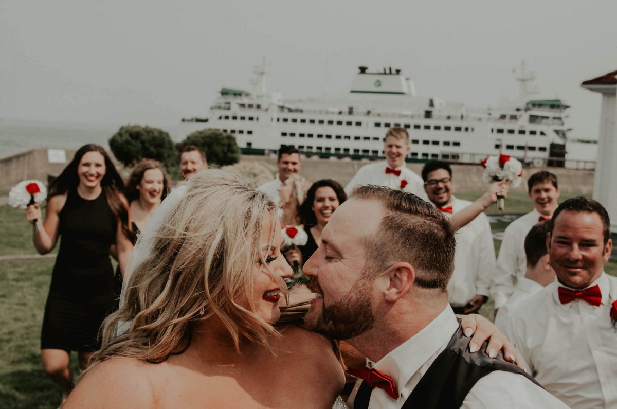 mukilteo-lighthouse, mukilteo-lighthouse-wedding, lighthouse-wedding, mukilteo-washington, mukilteo-wedding-photographer, wedding-photos, seattle-wedding,photographer, mukilteo-wedding-photos, backyard-wedding,