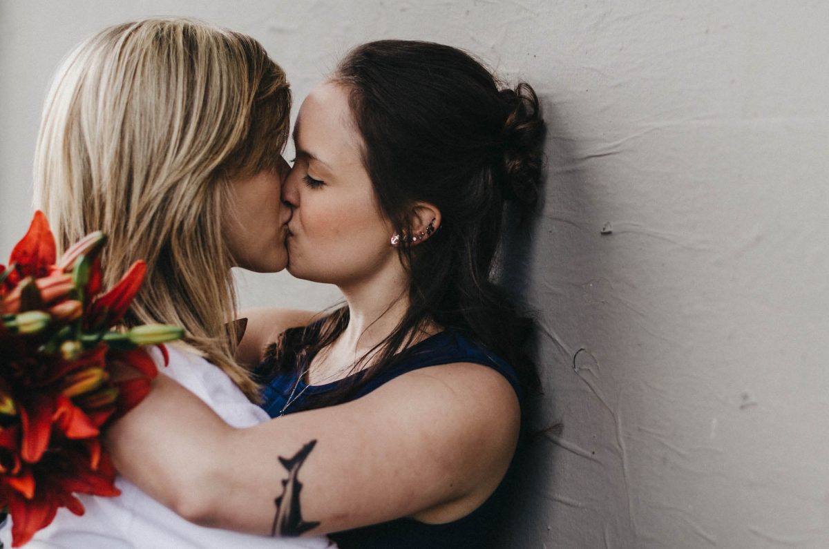 fremont-wedding, seattle-wedding, seattle-wedding-photographer, wedding-photographer, gay, gay-wedding, seattle-gay-wedding, bowtie-wedding, blue-dress-wedding, lake-union, tattooed-girls, wife-and-wife, wedding-photos, wedding-photographey, 