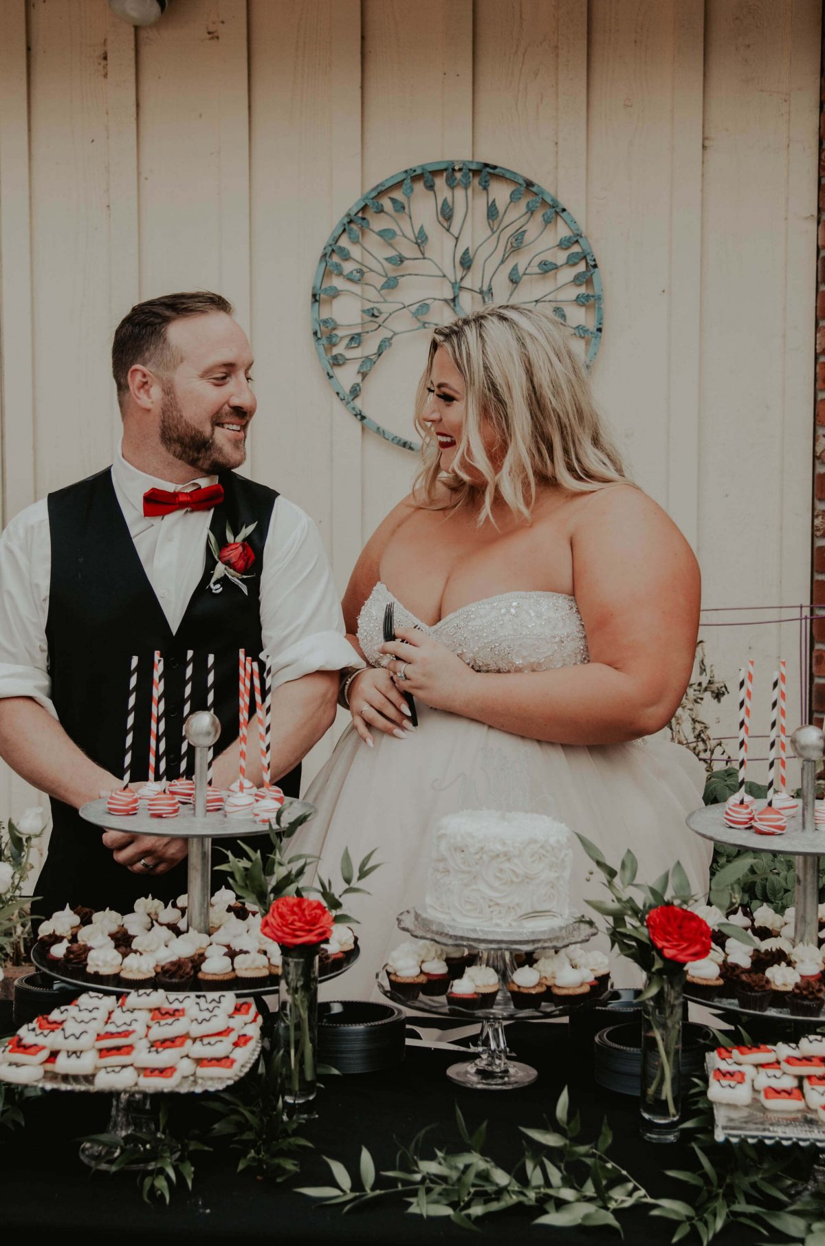 Mukilteo-Wedding, Mukilteo-Lighthouse, Mukilteo-Lighthouse-Wedding, Mukilteo-Wedding-Photography, Mukilteo-wedding-photos, seattle-wedding-photographer, washington-wedding-photos, backyard-wedding, seattle-wedding, northwest-wedding,