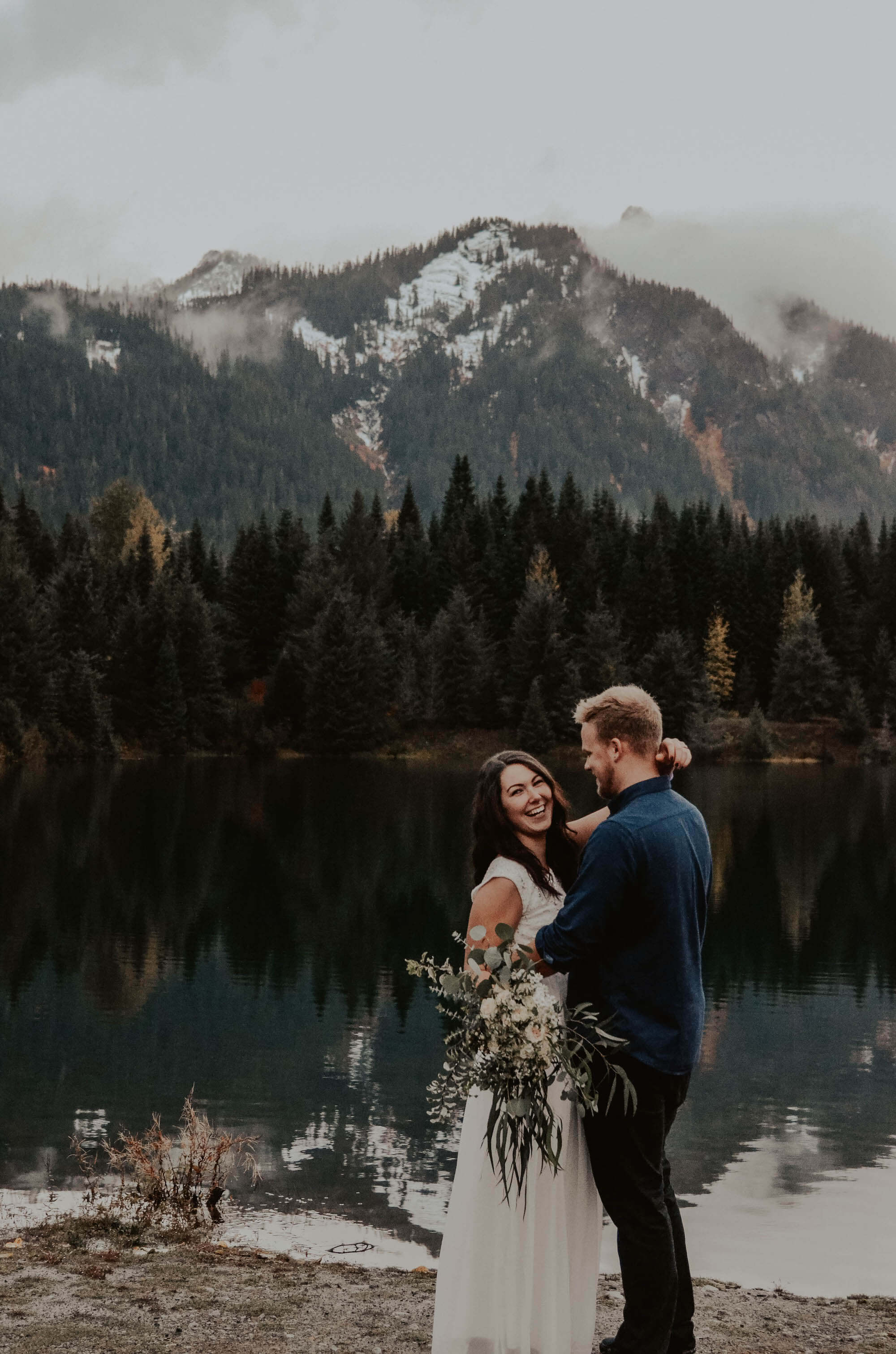 Taryn and Issac // Snoqualmie Washington