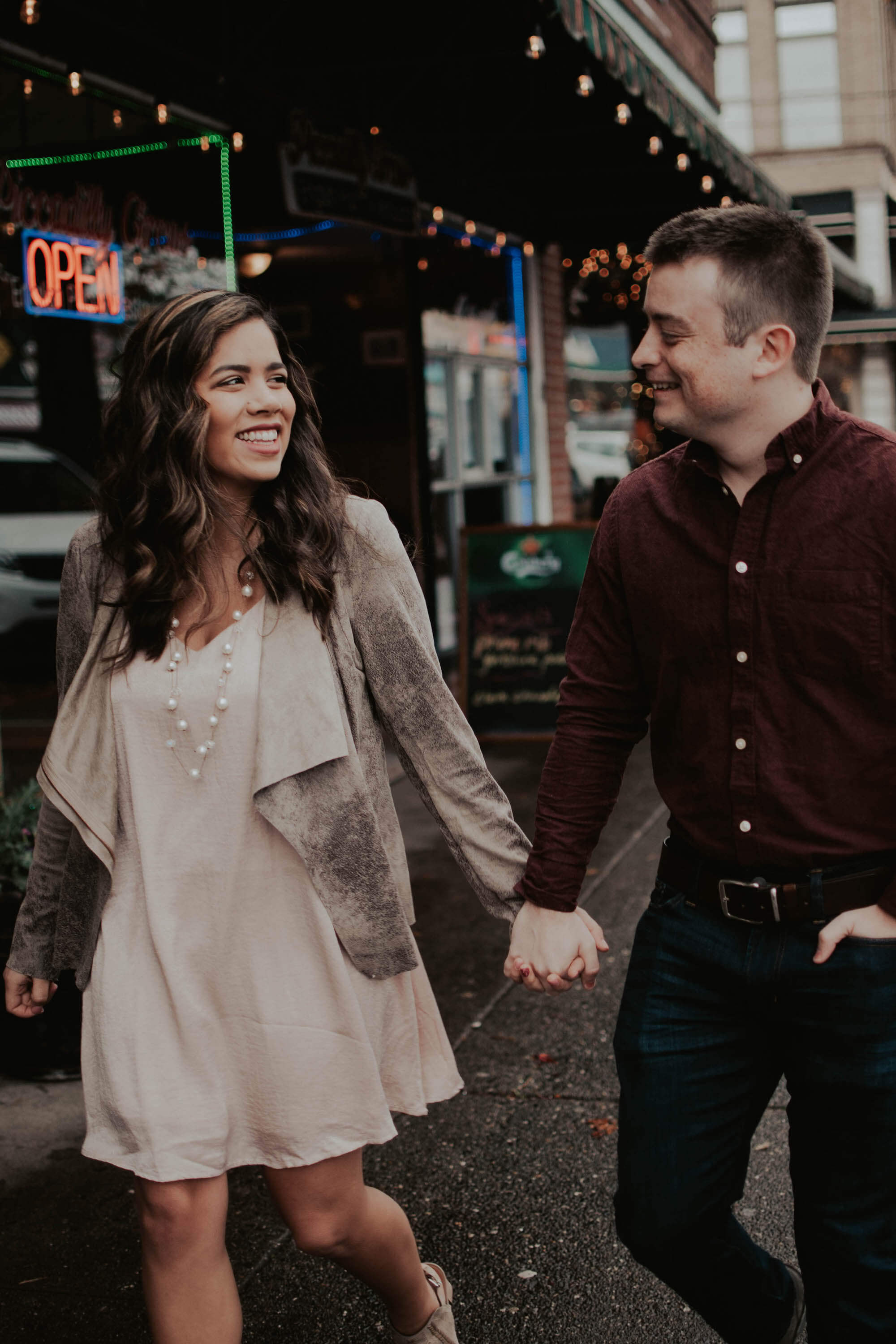 snohomish, engagement, photographer, wedding, seattle, engagement-session, downtown-snohomish, seattle-wedding-photographer, wedding-photographer, engagement-photographer, northwest, wedding-planning, wedding-plan, pnw, pacific-northwest, pacific-northwest-photographer, 