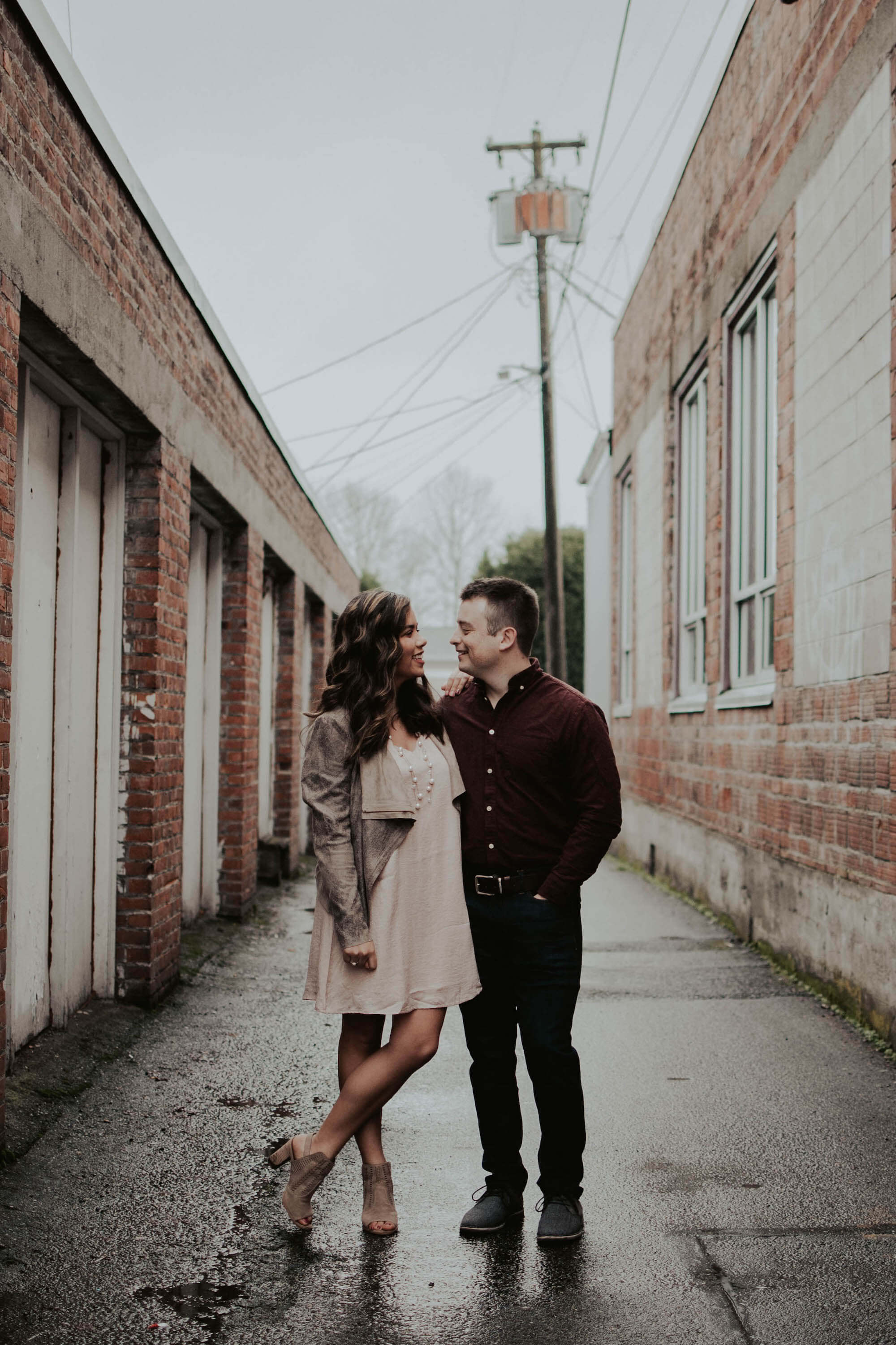 snohomish, engagement, photographer, wedding, seattle, engagement-session, downtown-snohomish, seattle-wedding-photographer, wedding-photographer, engagement-photographer, northwest, wedding-planning, wedding-plan, pnw, pacific-northwest, pacific-northwest-photographer, 