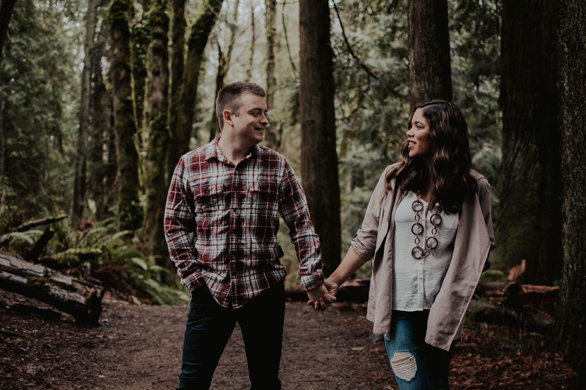 snohomish, engagement, photographer, wedding, seattle, engagement-session, downtown-snohomish, seattle-wedding-photographer, wedding-photographer, engagement-photographer, northwest, wedding-planning, wedding-plan, pnw, pacific-northwest, pacific-northwest-photographer, 