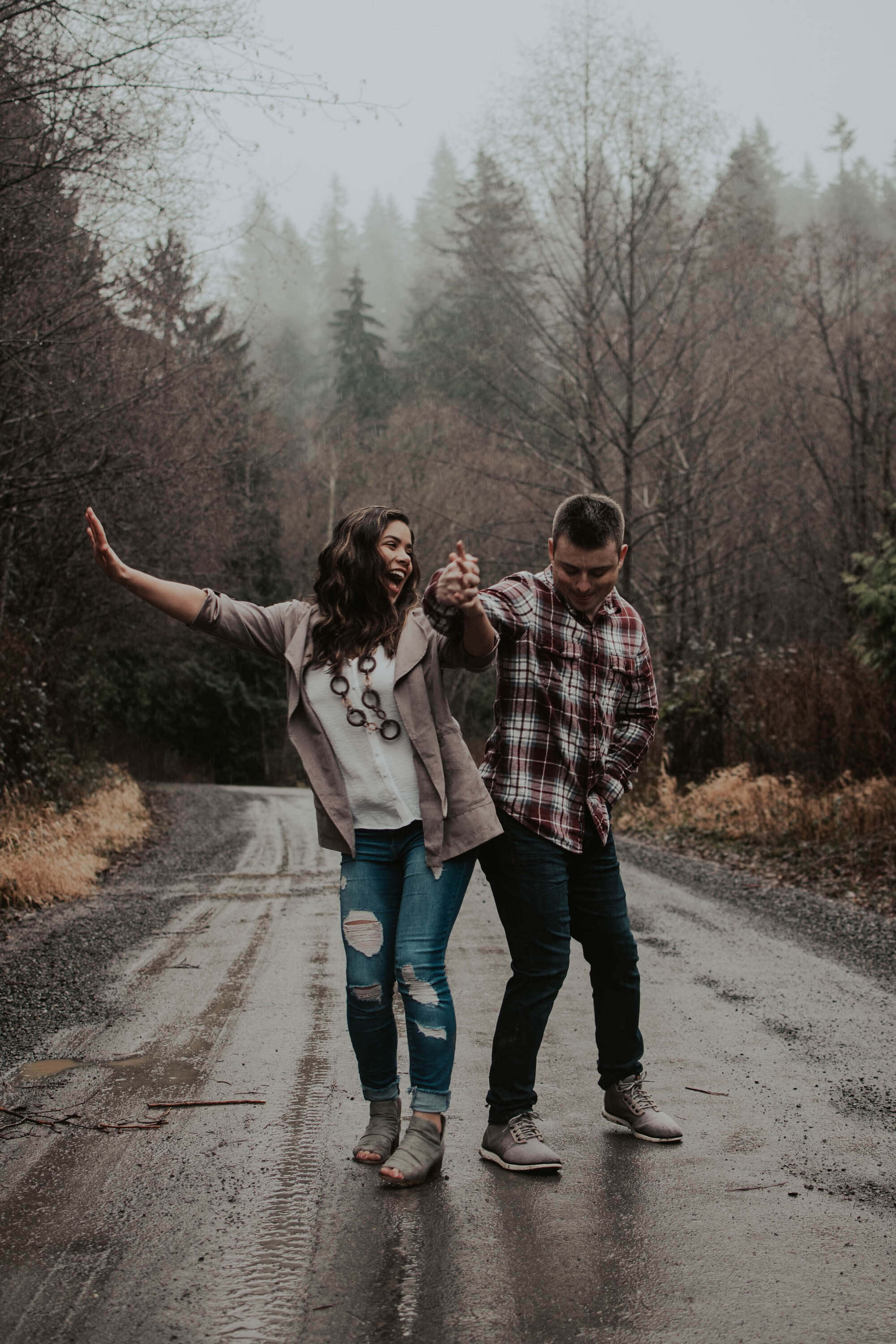 snohomish, engagement, photographer, wedding, seattle, engagement-session, downtown-snohomish, seattle-wedding-photographer, wedding-photographer, engagement-photographer, northwest, wedding-planning, wedding-plan, pnw, pacific-northwest, pacific-northwest-photographer, 