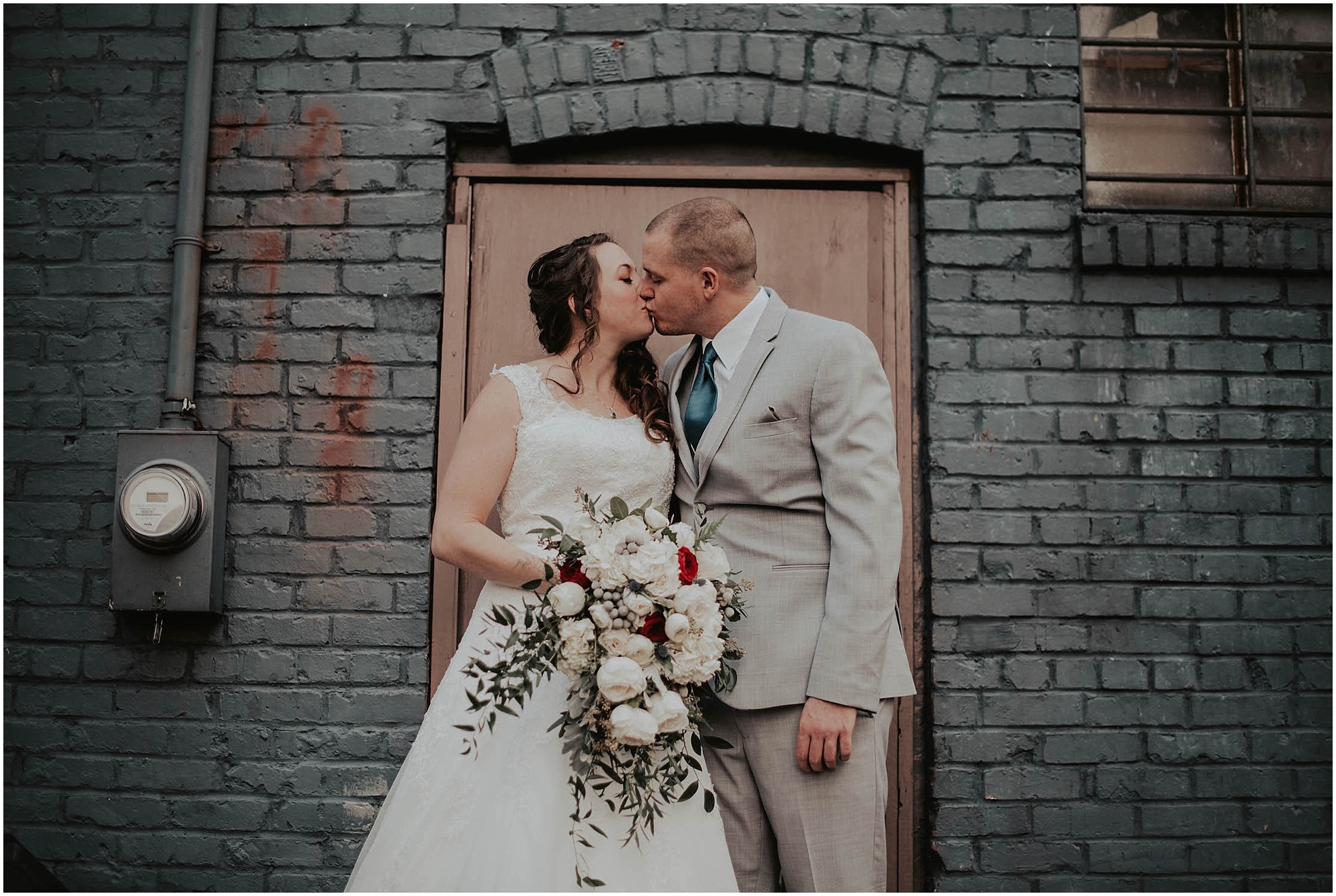 Monte-Cristo-Ballroom, Monte-Cristo-Ballroom-Wedding, Monte-Cristo-Ballroom-Wedding-photos, Everett-Wedding-Photos, Everett-Wedding-Photographer, Seattle-Wedding-Photographer, Ballroom-Wedding-Photos, Monte-Cristo-Wedding-Photography, Everett-Wedding-Venue, Kendra-K-Photo,
