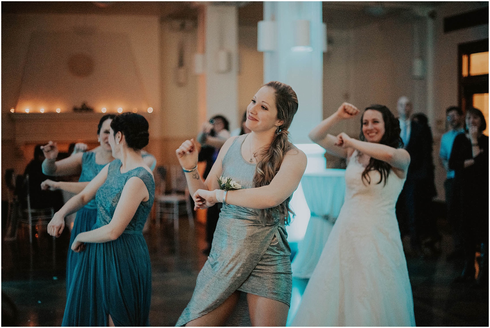 Monte-Cristo-Ballroom, Monte-Cristo-Ballroom-Wedding, Monte-Cristo-Ballroom-Wedding-photos, Everett-Wedding-Photos, Everett-Wedding-Photographer, Seattle-Wedding-Photographer, Ballroom-Wedding-Photos, Monte-Cristo-Wedding-Photography, Everett-Wedding-Venue, Kendra-K-Photo,