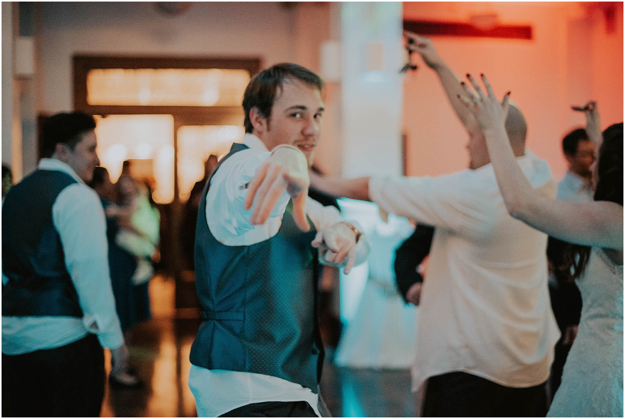 Monte-Cristo-Ballroom, Monte-Cristo-Ballroom-Wedding, Monte-Cristo-Ballroom-Wedding-photos, Everett-Wedding-Photos, Everett-Wedding-Photographer, Seattle-Wedding-Photographer, Ballroom-Wedding-Photos, Monte-Cristo-Wedding-Photography, Everett-Wedding-Venue, Kendra-K-Photo,