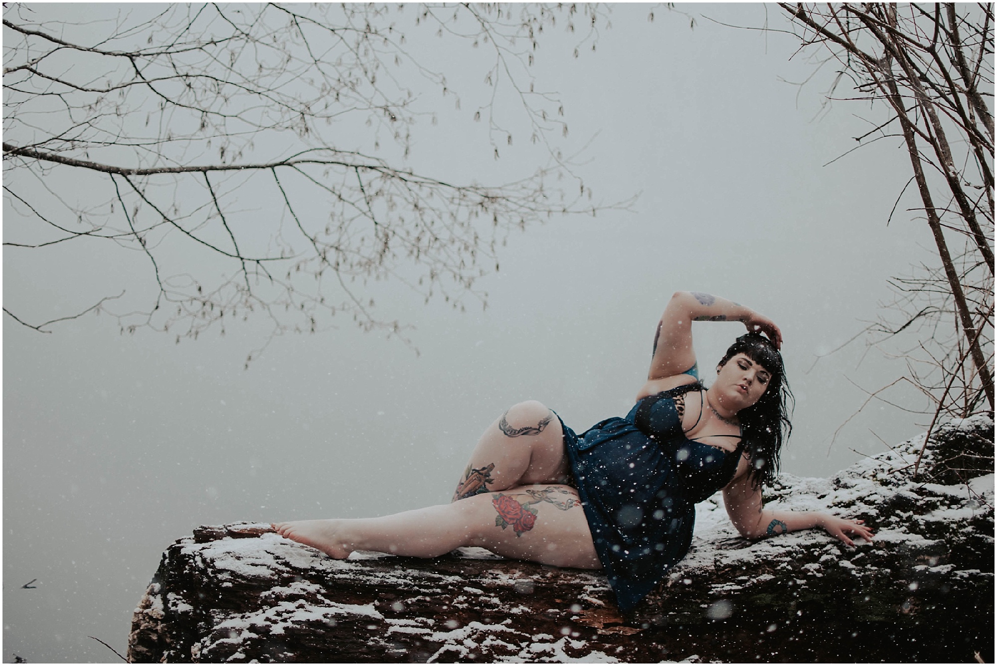 plus-size-pineup, plus-size-boudoir, boudoir, boudoir-photographer, boudoir-photography, boudoir-photos, boudoir-session, boudoir-photoshoot, snowy-boudoir, rattlesnake-lake, outdoor-snow-boudoir, snow-boudoir, outdoor-boudoir, boudoir-inspiration, tatted-girls, 