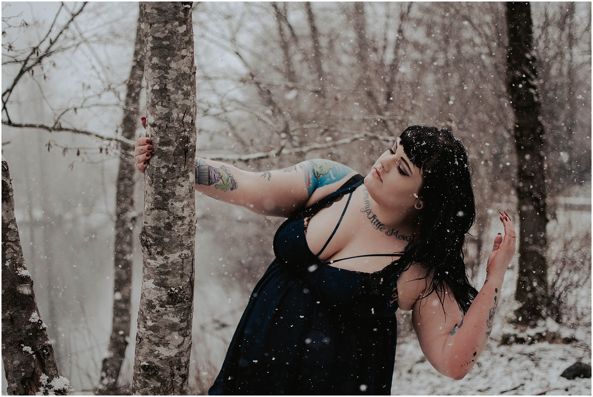 plus-size-pineup, plus-size-boudoir, boudoir, boudoir-photographer, boudoir-photography, boudoir-photos, boudoir-session, boudoir-photoshoot, snowy-boudoir, rattlesnake-lake, outdoor-snow-boudoir, snow-boudoir, outdoor-boudoir, boudoir-inspiration, tatted-girls, 