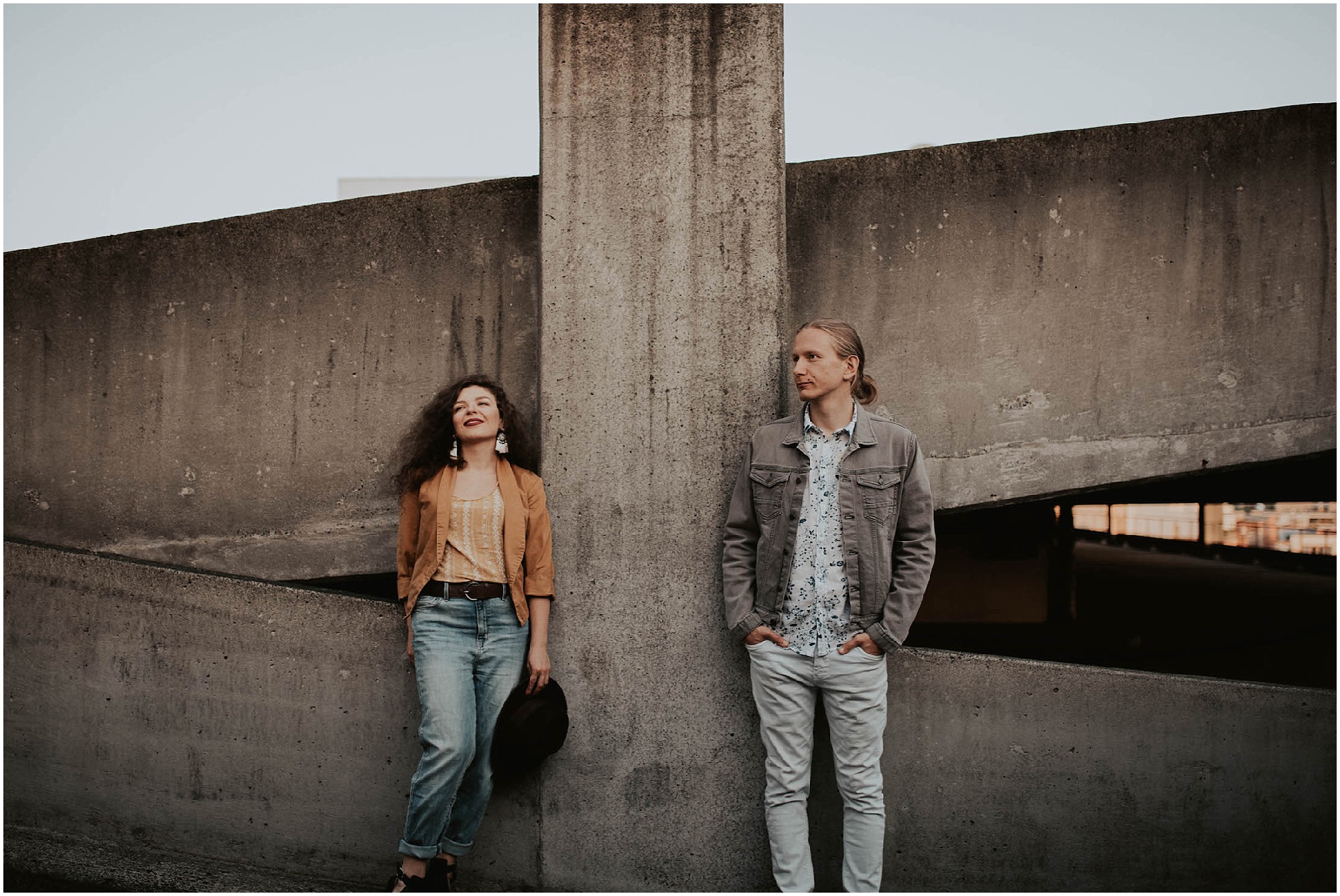engaged, engagement-photography, engagement-photos, downtown-seattle, seattle-engagement- seattle-wedding-photographer, parking-garage, rooftop-photos, engagement-inspo, sunset-session,