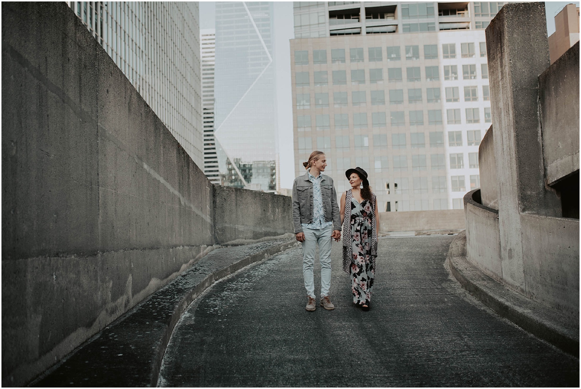 engaged, engagement-photography, engagement-photos, downtown-seattle, seattle-engagement- seattle-wedding-photographer, parking-garage, rooftop-photos, engagement-inspo, sunset-session,