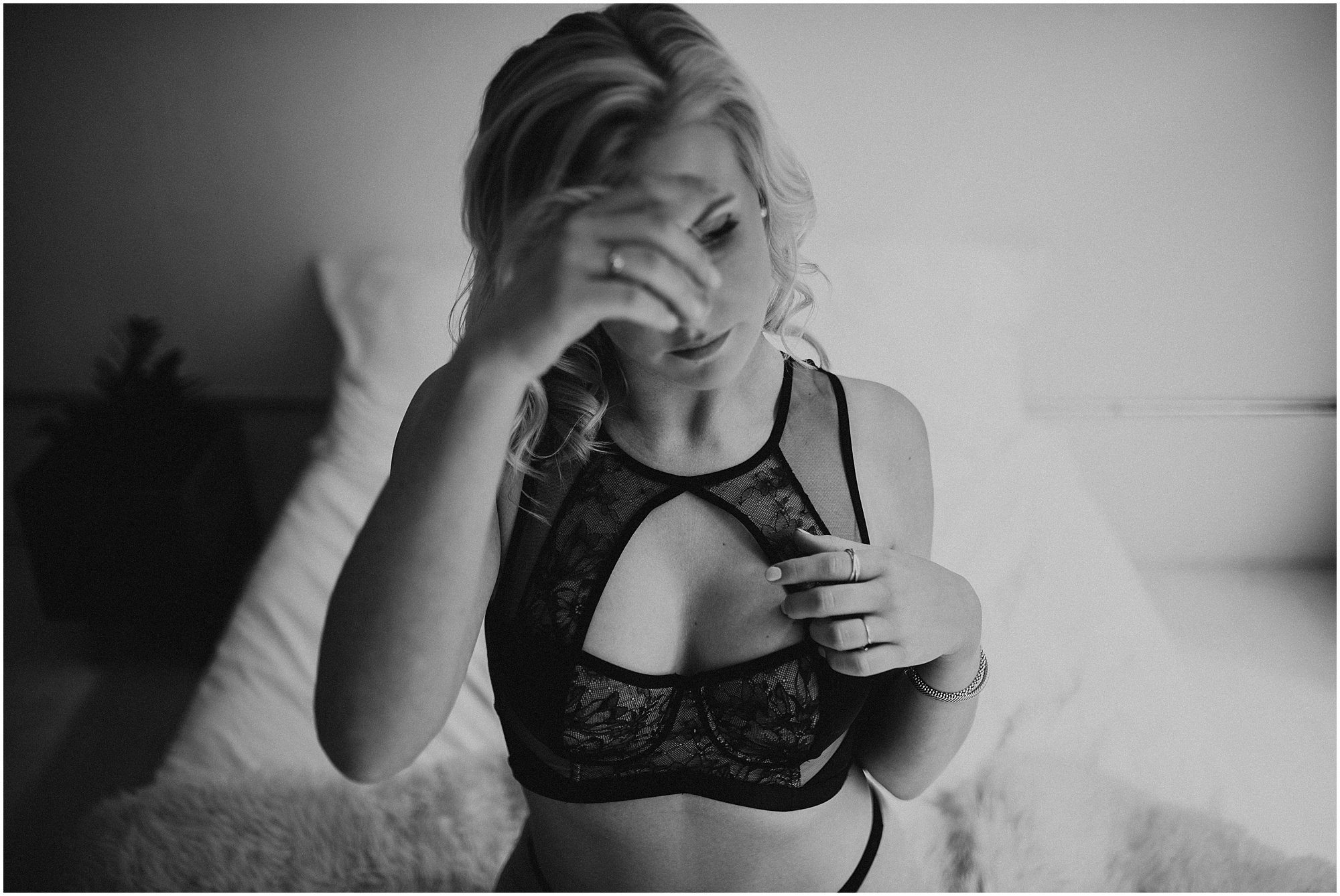 seattle, seattle-boudoir, seattle-boudoir-photographer, pioneer-square, boudoir-photos, pioneer-square-boudoir, boudoir-photography, boudoir-inspiration, female-empowerment, 