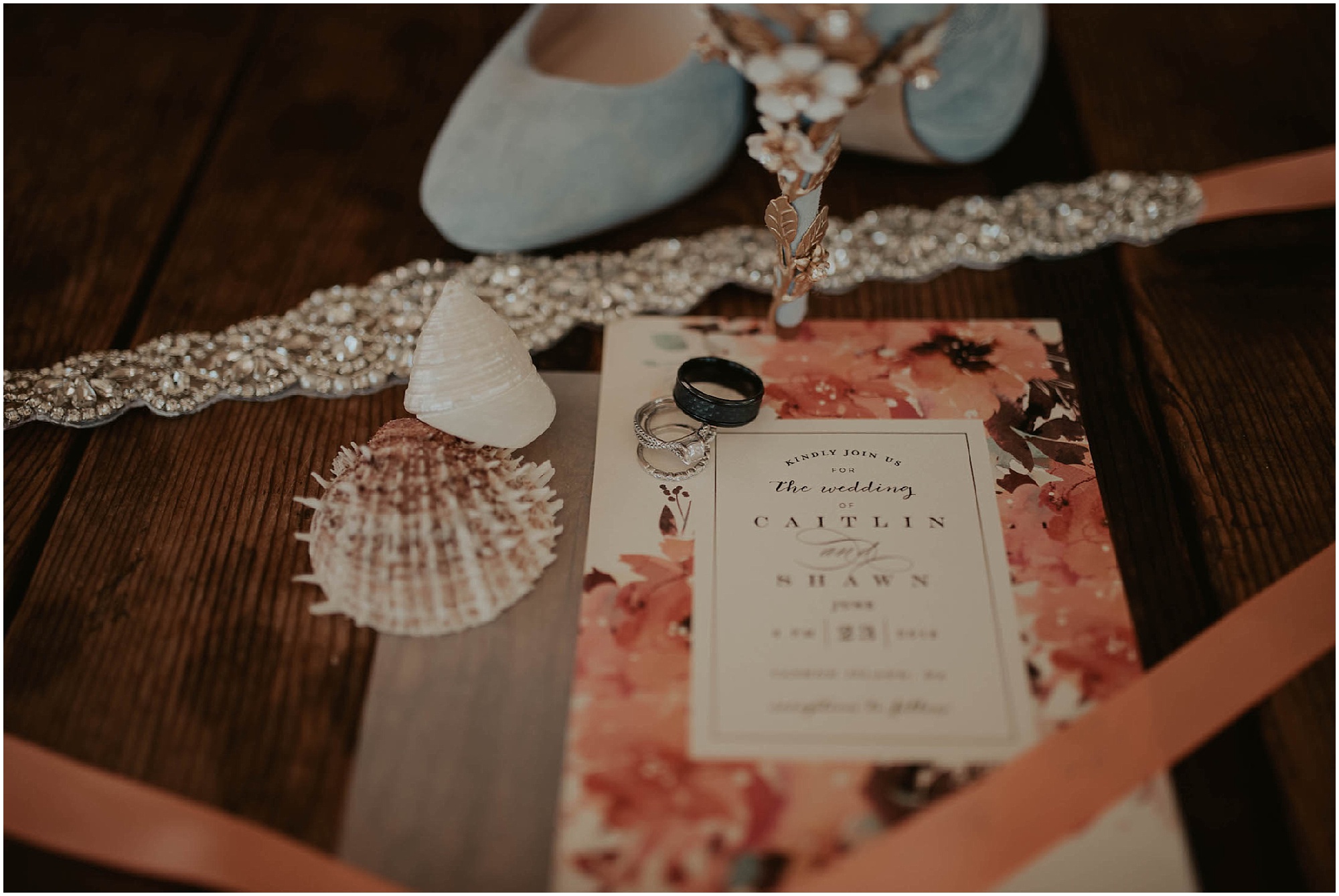 Vashon-Island-Wedding, Vashon-Wedding, Vashon-Wedding-photos, Seattle-Wedding-Photos, Seattle-Wedding-Photographer, Vashon-Wedding-Photographer, Pond-Wedding-Photos, Vashon-Island-Wedding-Photography, Vashon-Wedding-Venue, Kendra-K-Photo, Mt-Rainier, Island-Wedding,