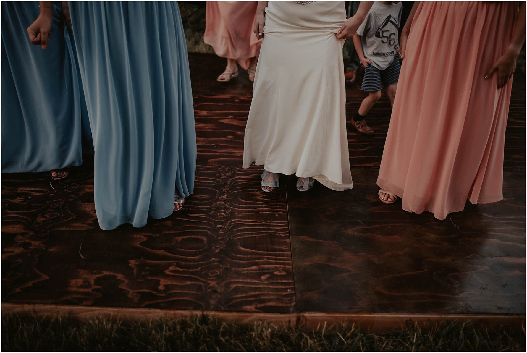 Vashon-Island-Wedding, Vashon-Wedding, Vashon-Wedding-photos, Seattle-Wedding-Photos, Seattle-Wedding-Photographer, Vashon-Wedding-Photographer, Pond-Wedding-Photos, Vashon-Island-Wedding-Photography, Vashon-Wedding-Venue, Kendra-K-Photo, Mt-Rainier, Island-Wedding,