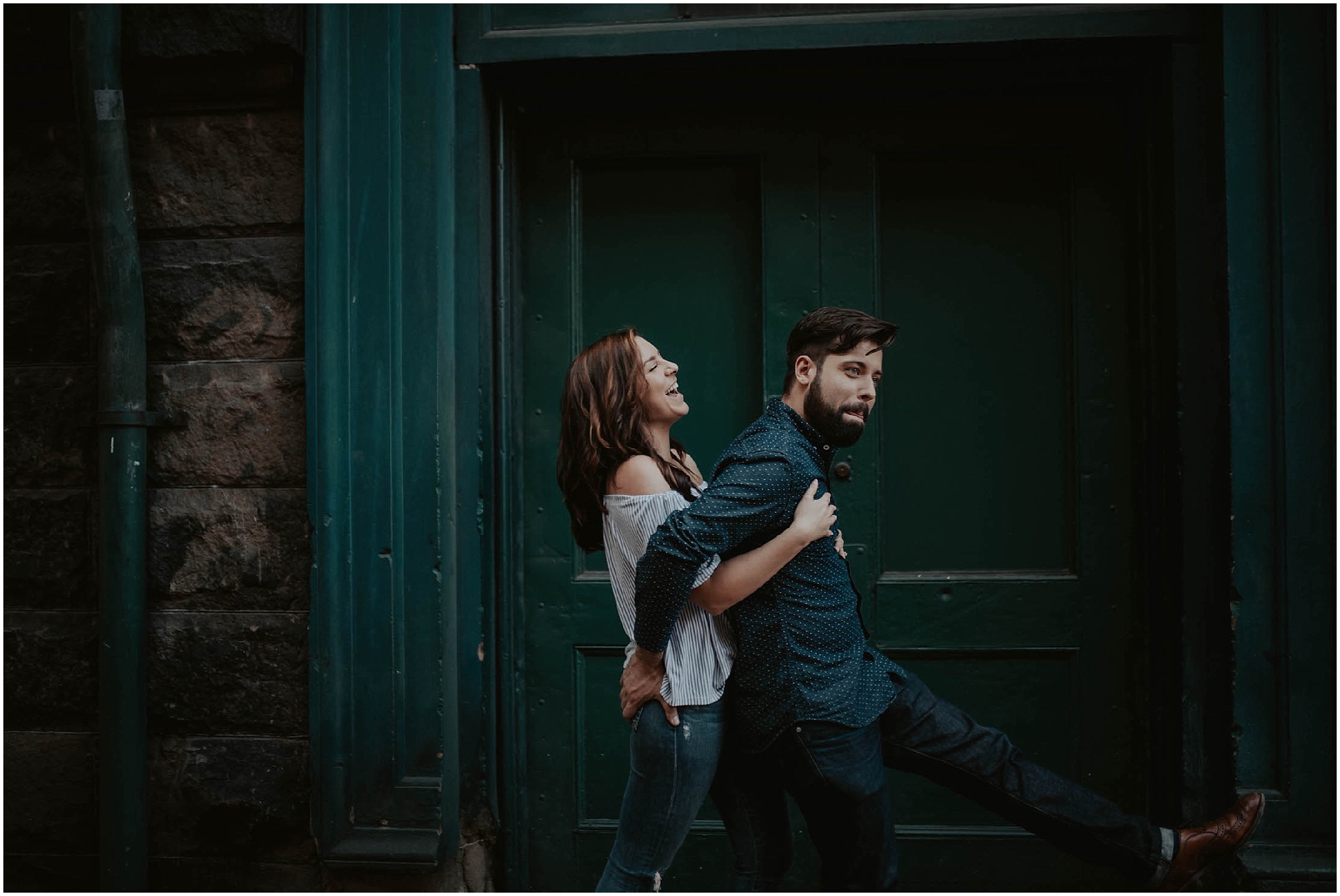 engaged, engagement-photography, engagement-photos, Pioneer-Square, seattle-engagement- seattle-wedding-photographer, Pioneer-Square-Photos, City-Couple, engagement-inspo, Washington-Engagement-Session, Downtown-Seattle-Engagement, Rooftop-Engagement,