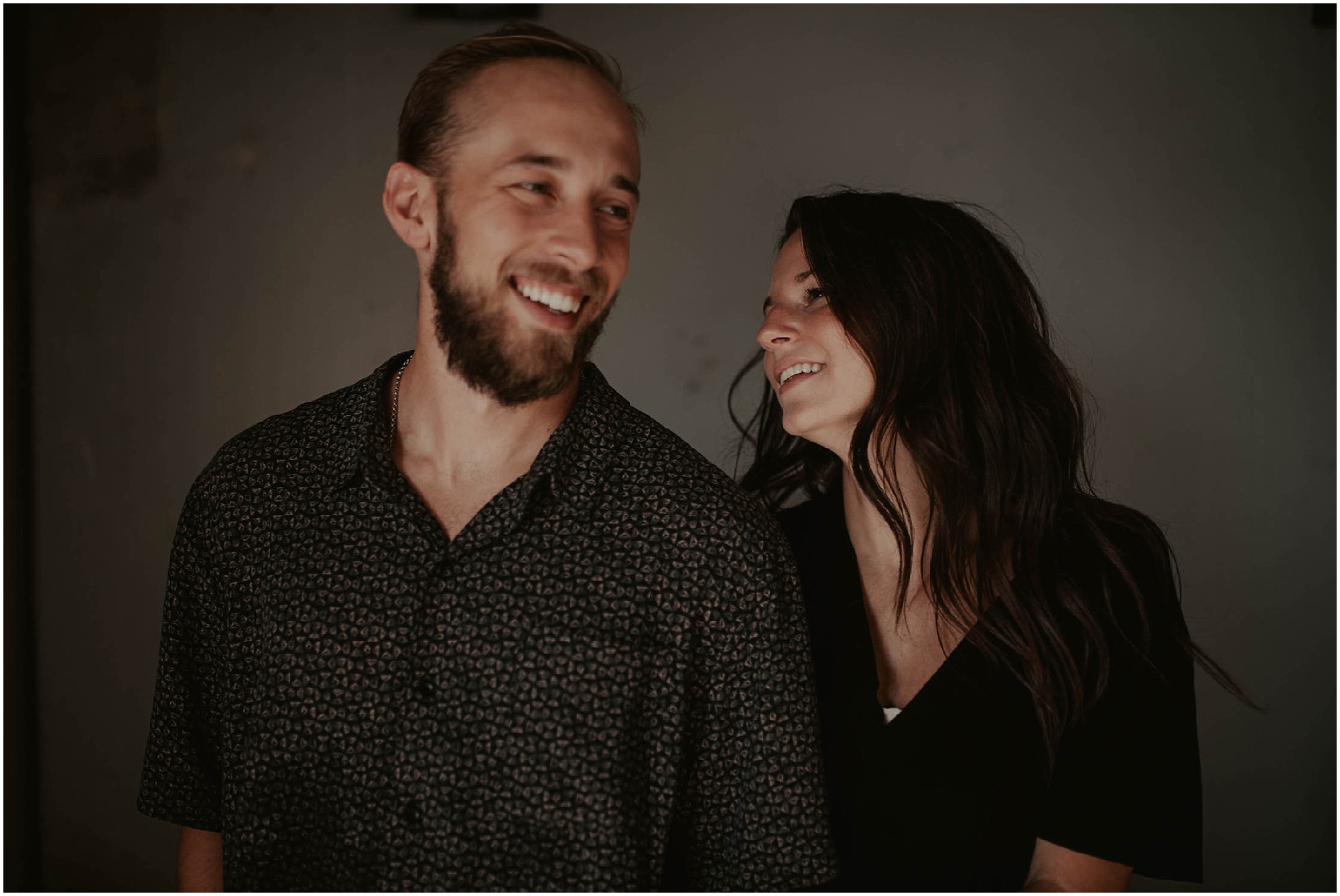 engaged, corgi, corgi-puppy, corgi-family-session, engagement-photos, Austin-Texas, Austin-engagement- Austin-wedding-photographer, Austin-Photos, Austin-Engagement-Photos, City-Couple, engagement-inspo, Texas-Engagement-Session, Downtown-Austin-Engagement, Corgi-photos, Seattle-Wedding-Photos, Seattle-Wedding-Photographer,