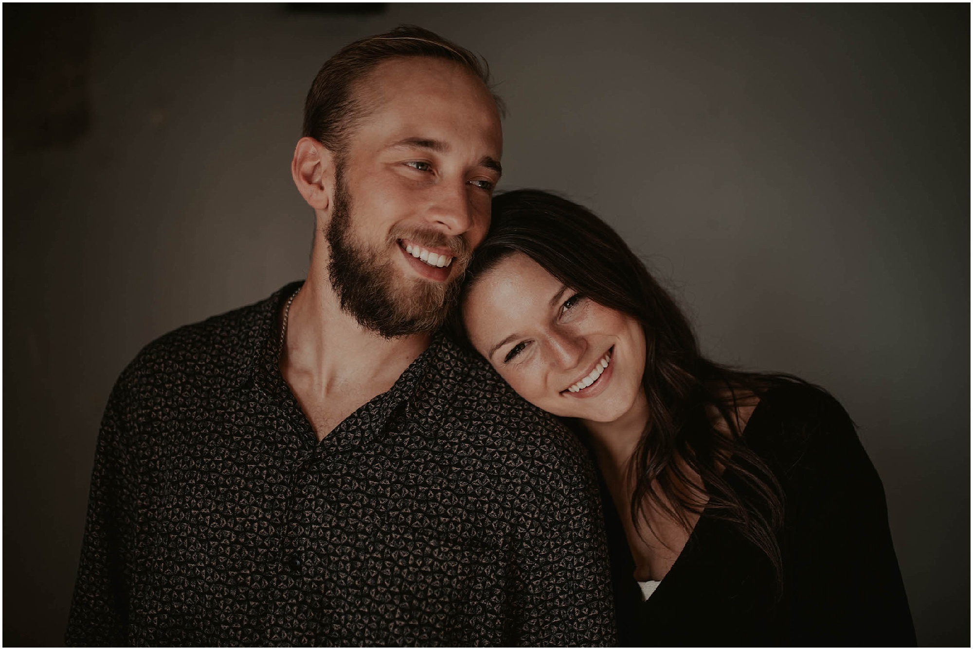 engaged, corgi, corgi-puppy, corgi-family-session, engagement-photos, Austin-Texas, Austin-engagement- Austin-wedding-photographer, Austin-Photos, Austin-Engagement-Photos, City-Couple, engagement-inspo, Texas-Engagement-Session, Downtown-Austin-Engagement, Corgi-photos, Seattle-Wedding-Photos, Seattle-Wedding-Photographer,