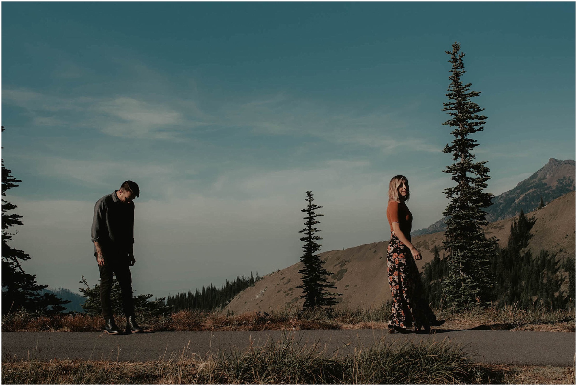 Adventure-Session, engagement-photos, Hurricane-Ridge, Olympic-National-Park- seattle-wedding-photographer, Hurricane-Ridge-Photos, Olympic-National-Forest, engagement-inspo, Washington-Engagement-Session, Mountain-Engagement, Adventure-Engagement, Hurricane-Ridge-Engagement, Tatted-Couple, Tatted-Lovers,