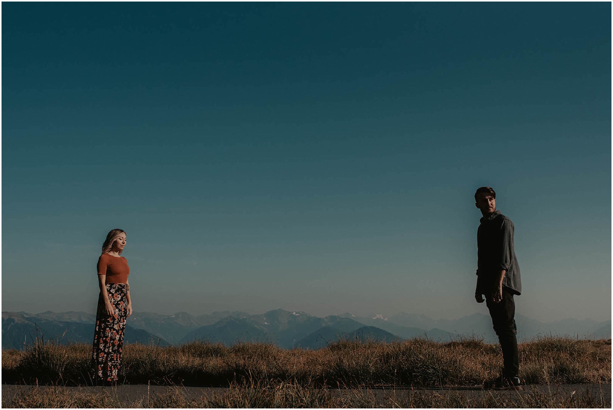 Adventure-Session, engagement-photos, Hurricane-Ridge, Olympic-National-Park- seattle-wedding-photographer, Hurricane-Ridge-Photos, Olympic-National-Forest, engagement-inspo, Washington-Engagement-Session, Mountain-Engagement, Adventure-Engagement, Hurricane-Ridge-Engagement, Tatted-Couple, Tatted-Lovers,