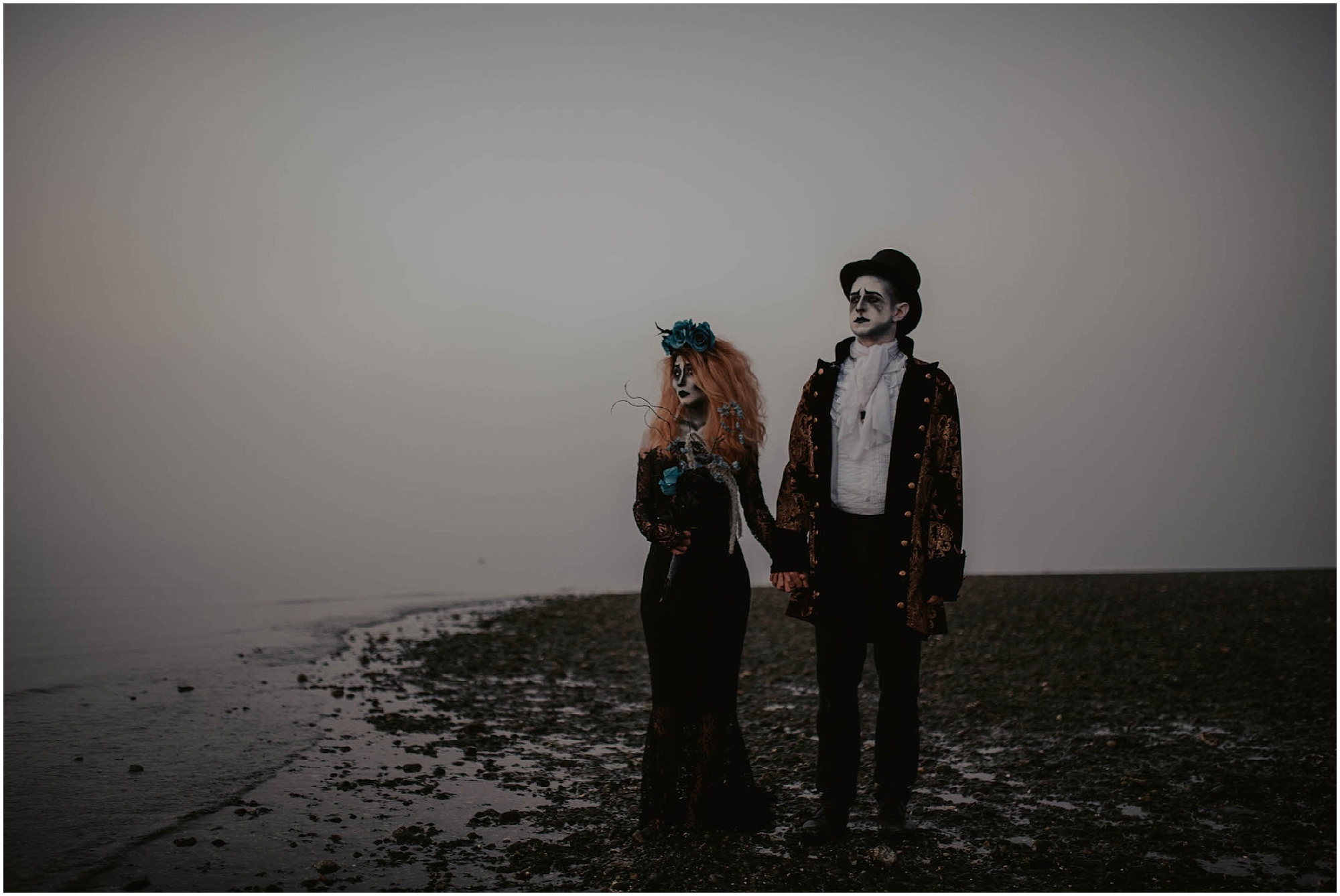 Happy-Halloween, Corpse, Corpse-Bride-Groom, Bride-and-Groom, Face-Paint, Halloween-Photos, Halloween-Lovers, Halloween-photoshoot, Styled-Shoot, Creative-Shoot, Face-Makeup, Dead-Couple, Corpse-Bride, Corpse-Couple, Seattle-Photographer, 