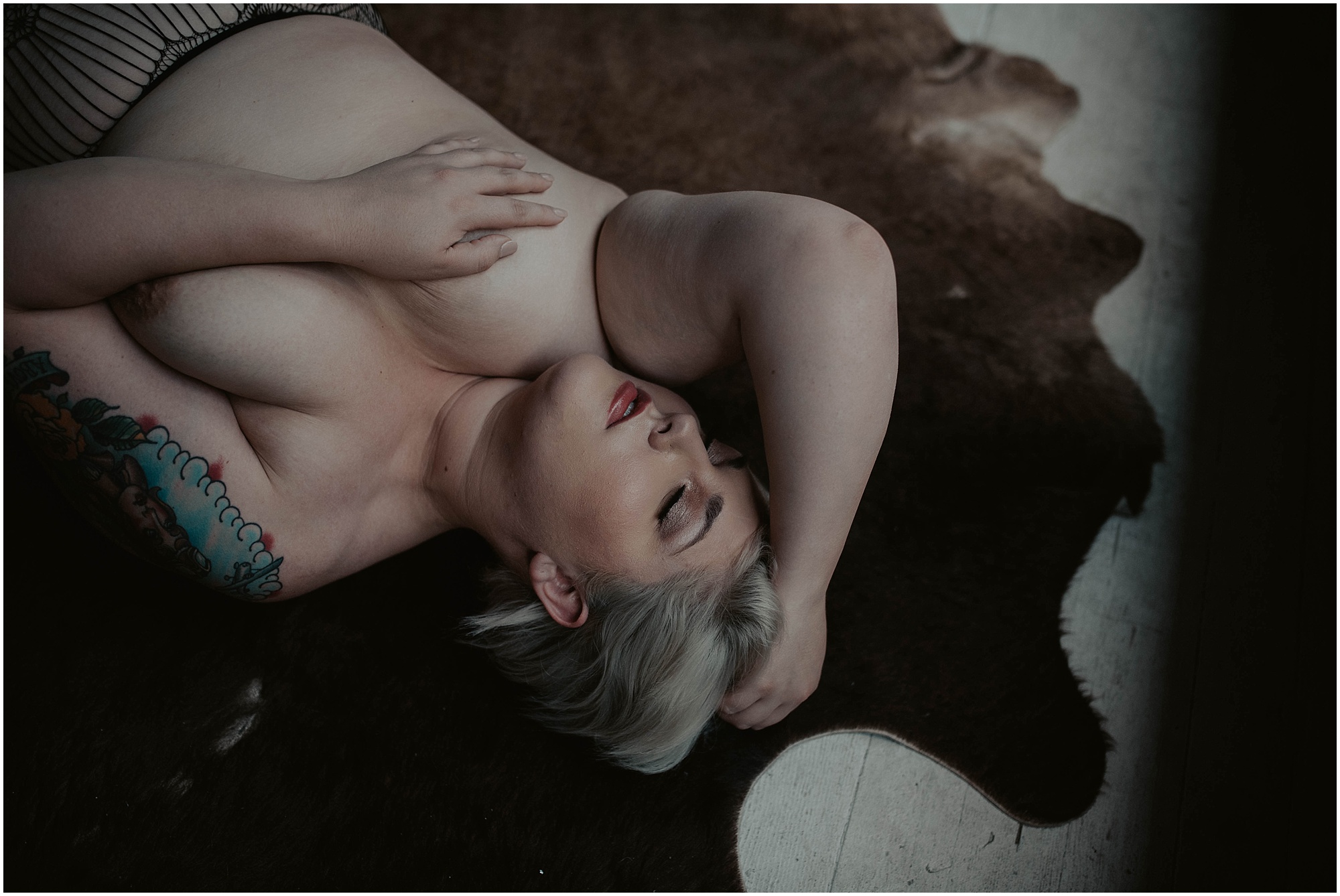 seattle, seattle-boudoir, seattle-boudoir-photographer, pioneer-square, boudoir-photos, pioneer-square-boudoir, boudoir-photography, boudoir-inspiration, female-empowerment, Plus-Size, Plus-Size-Pioneer,