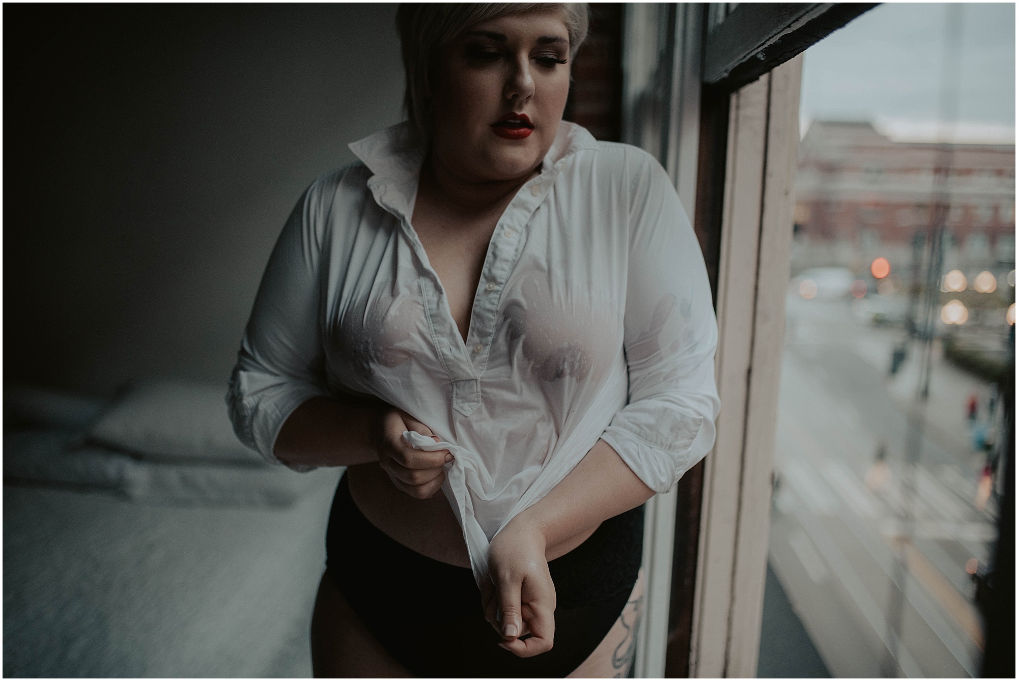 seattle, seattle-boudoir, seattle-boudoir-photographer, pioneer-square, boudoir-photos, pioneer-square-boudoir, boudoir-photography, boudoir-inspiration, female-empowerment, Plus-Size, Plus-Size-Pioneer,