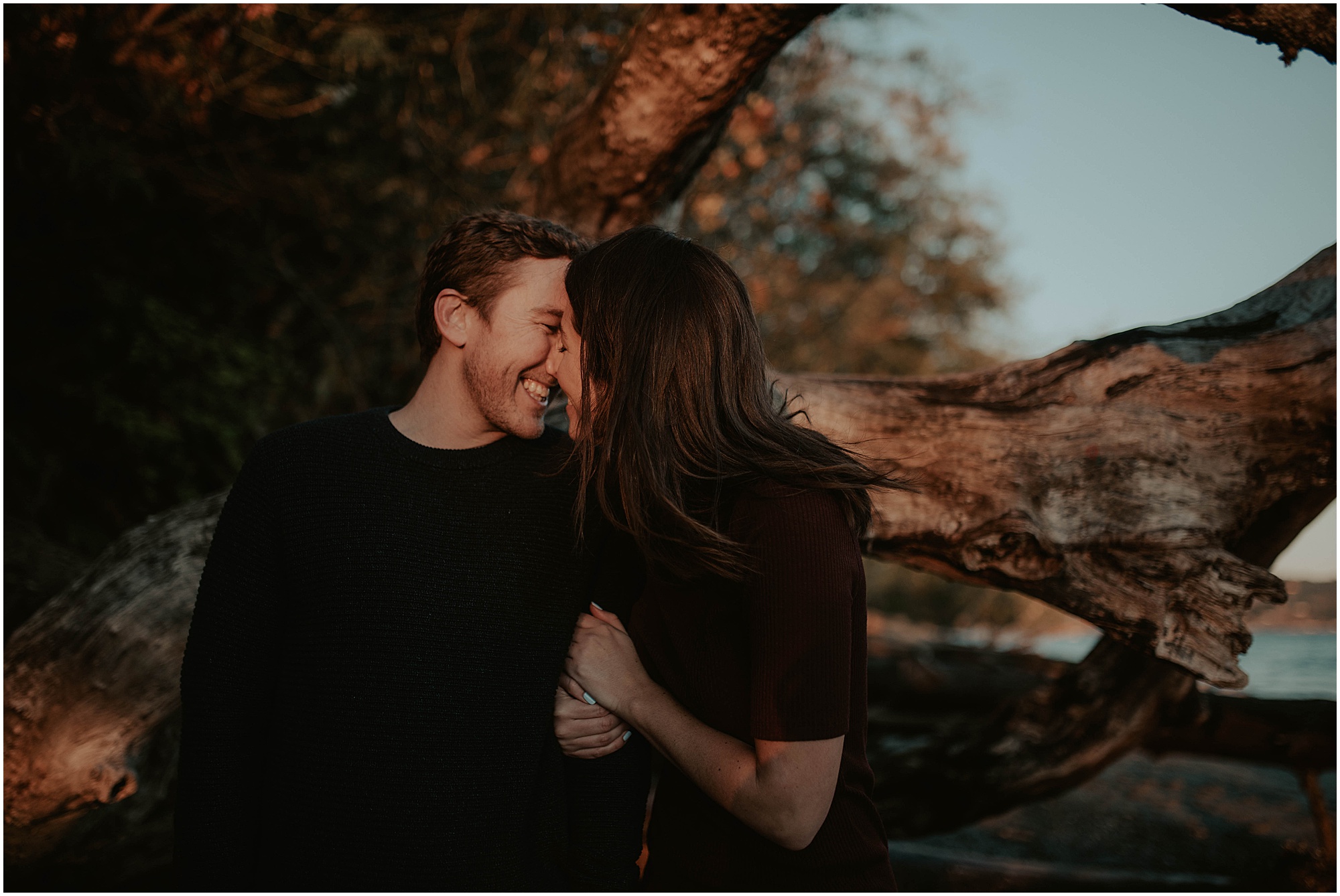 Adventure-Session, engagement-photos, Tacoma-Washington, Beach-Engagement, Seattle-Wedding-Photographer, Point-Defiance-Park, Owens-Beach, Engagement-Session, Washington-Engagement-Session, Tacoma-Engagement-Session, Beach-Photos, Seattle-Photographer,