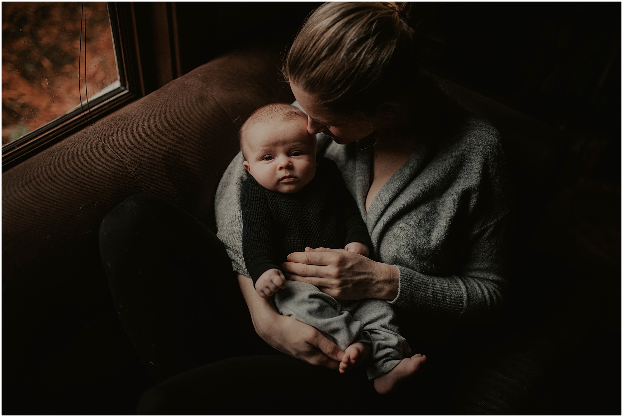 in-home-session, wallingford, wallingford-home, wallingford-seattle, lifestyle-session, newborn-session, baby-and-dog, seattle-lifestyle-photographer, seattle-wedding-photographer, wedding-photographer, newborn-photos, newborn, newborn-photography, 