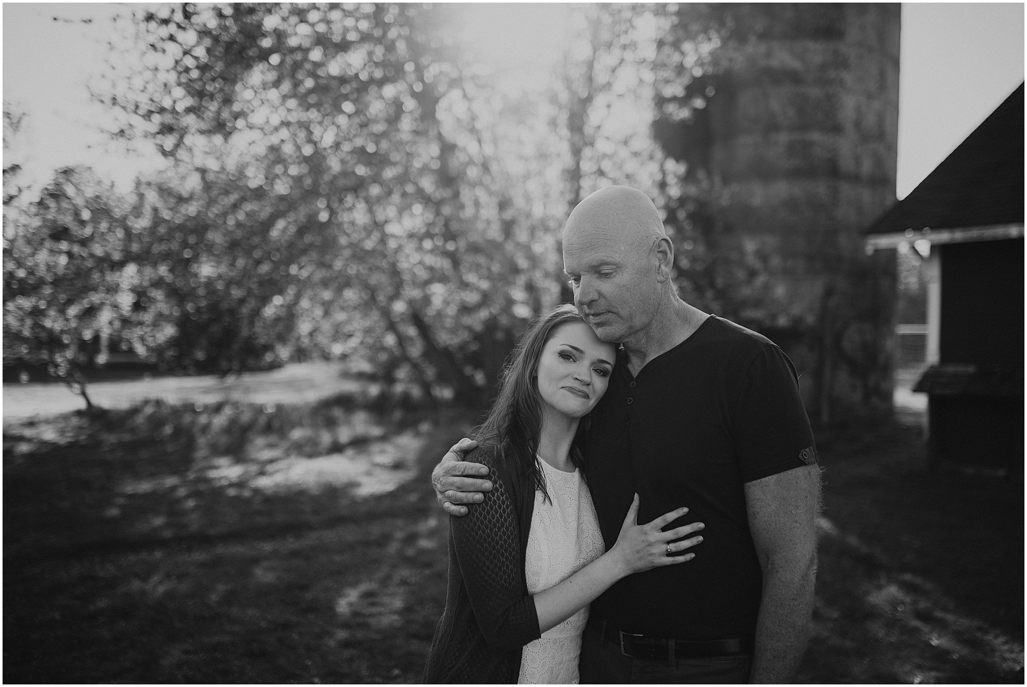 Seward-Park, Seattle-Engagement-photos, Engaged, Engagement-photos, Engagement-Session, Engagement-Photographer, Seattle-Wedding-Photographer, dog-session, Seattle-Intimate-Wedding, Seattle-Wedding, Wedding-Photos, Seattle-Wedding-Photos, outdoor-seattle-Wedding, samoyeds, samoyed-dogs, dog-engagement-photos, 