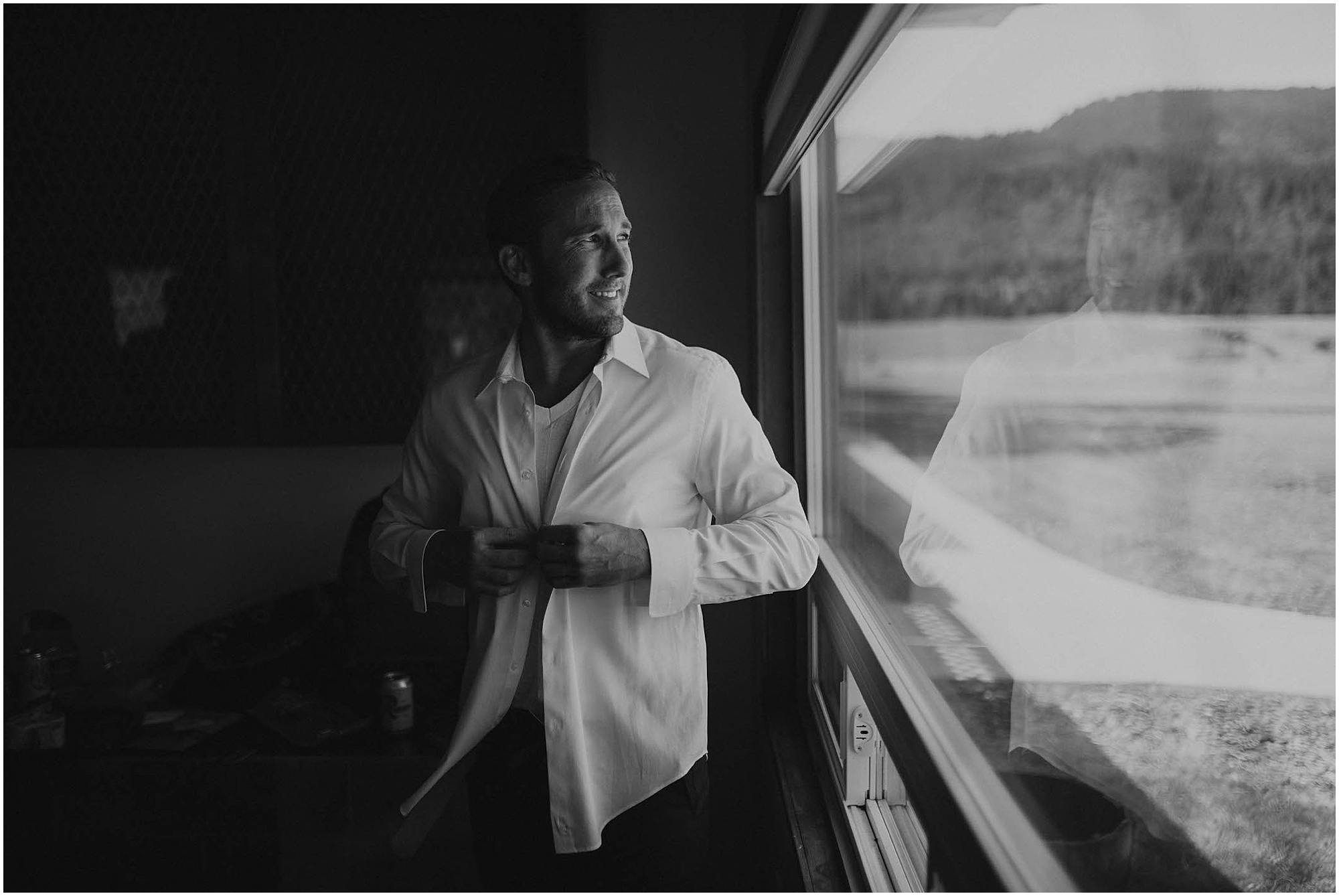 groom getting ready on wedding day